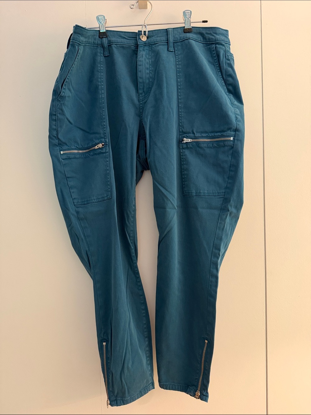 Ankle-Length Cargo Jeans in Teal
